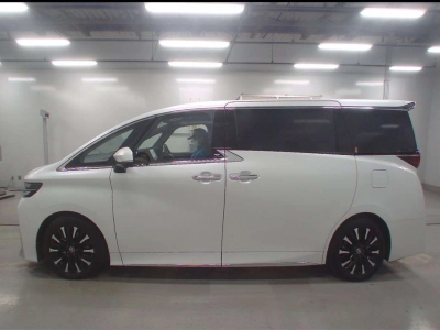 TOYOTA VELLFIRE HYBRID