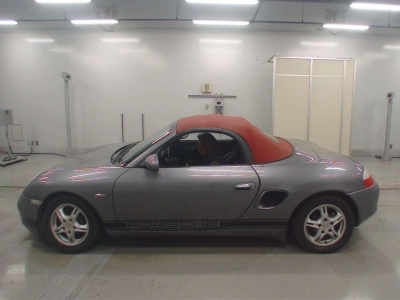 PORSCHE BOXSTER