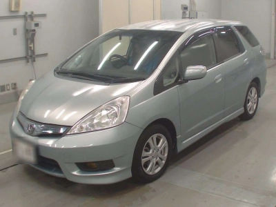 HONDA FIT SHUTTLE HYBRID