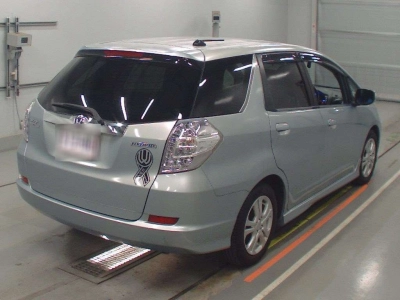 HONDA FIT SHUTTLE HYBRID