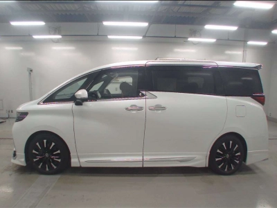 TOYOTA ALPHARD HYBRID
