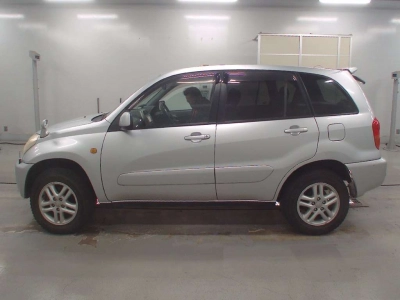 TOYOTA RAV4 J