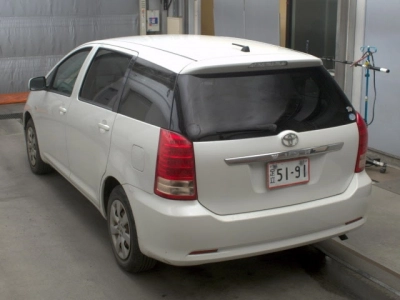 TOYOTA WISH