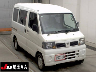 NISSAN CLIPPER VAN