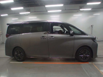 TOYOTA VELLFIRE HYBRID