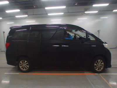 TOYOTA ALPHARD HYBRID