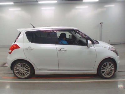 SUZUKI SWIFT SPORTS