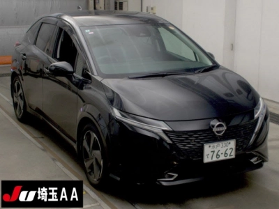 NISSAN AURA