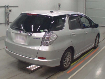 HONDA FIT SHUTTLE HYBRID