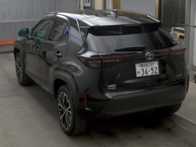 TOYOTA YARIS CROSS