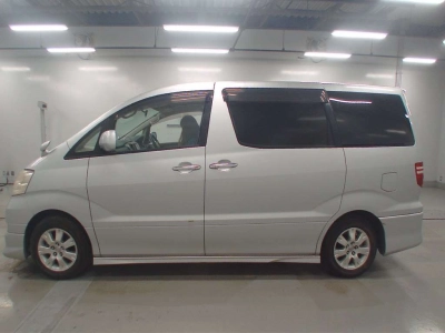 TOYOTA ALPHARD V