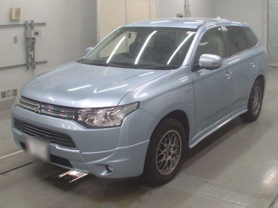 MITSUBISHI OUTLANDER PHEV