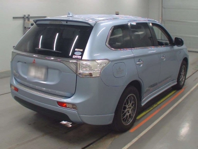 MITSUBISHI OUTLANDER PHEV