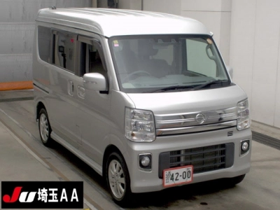 NISSAN NV100 CLIPPER RIO