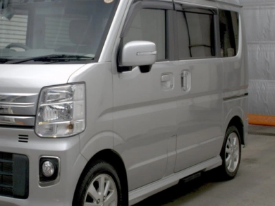 NISSAN NV100 CLIPPER RIO