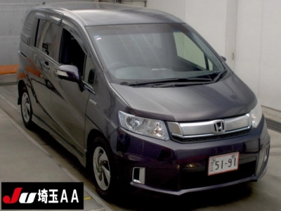 HONDA FREED SPIKE