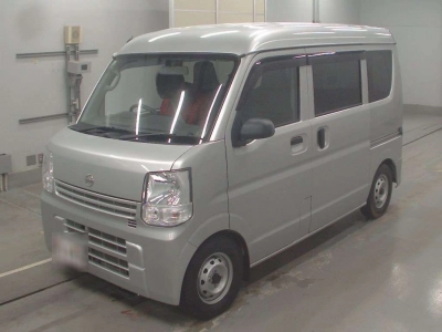 NISSAN CLIPPER VAN