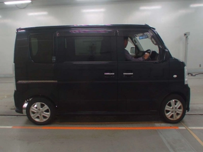 NISSAN NV100 CLIPPER RIO