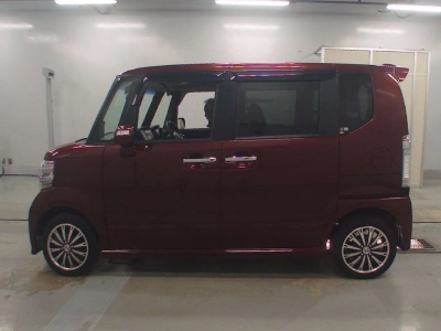HONDA N BOX CUSTOM