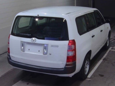 TOYOTA SUCCEED VAN
