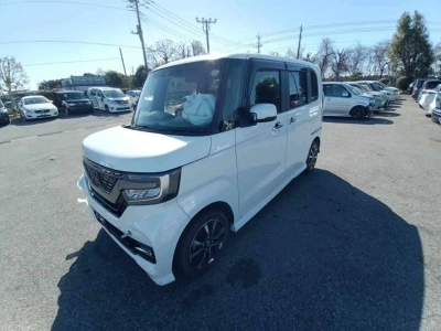 HONDA N BOX CUSTOM