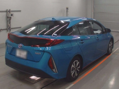 TOYOTA PRIUS PHV
