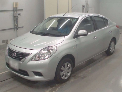 NISSAN TIIDA LATIO