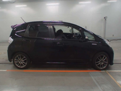 HONDA FIT HYBRID