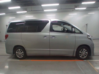 TOYOTA ALPHARD HYBRID