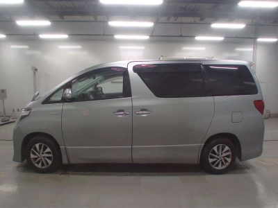 TOYOTA ALPHARD HYBRID