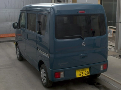NISSAN CLIPPER VAN