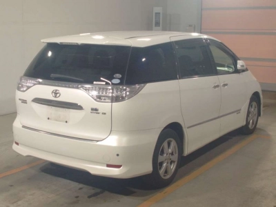 TOYOTA ESTIMA HYBRID
