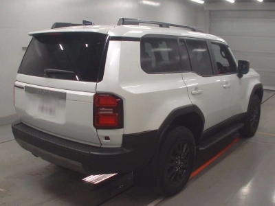 TOYOTA LAND CRUISER 250