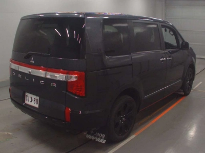 MITSUBISHI DELICA D:5