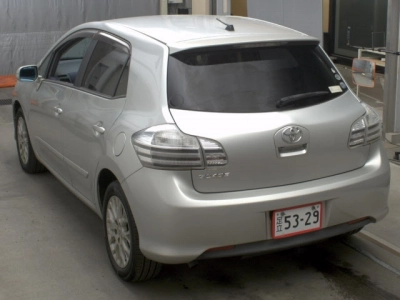 TOYOTA BLADE