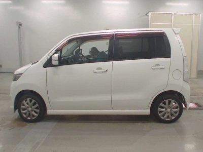 SUZUKI WAGON R STINGRAY