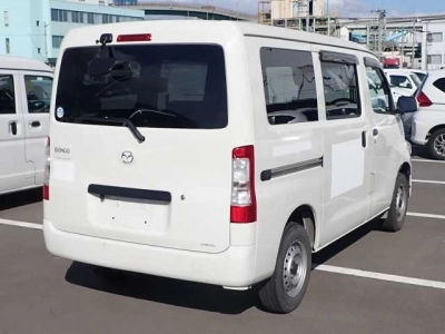 MAZDA BONGO VAN