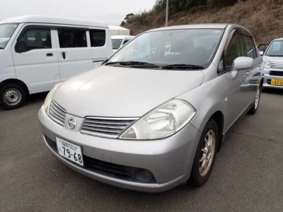 NISSAN TIIDA LATIO
