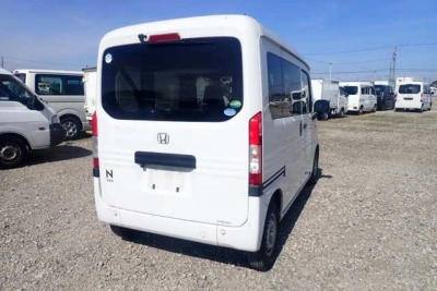 HONDA N-VAN