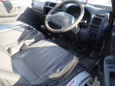 NISSAN VANETTE VAN