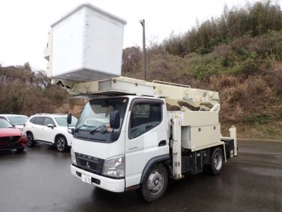 MITSUBISHI CANTER