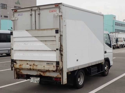 MITSUBISHI CANTER