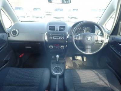 SUZUKI SX4