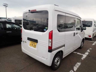 HONDA N-VAN