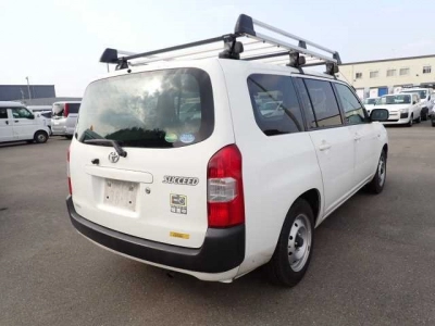 TOYOTA SUCCEED VAN