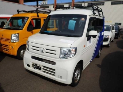 HONDA N-VAN