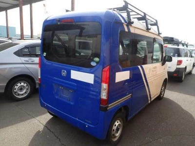 HONDA N-VAN