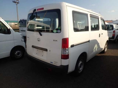 TOYOTA LITE ACE VAN