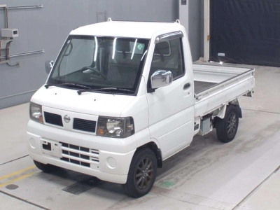 NISSAN CLIPPER TRUCK