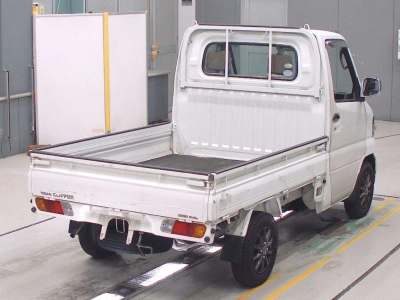 NISSAN CLIPPER TRUCK